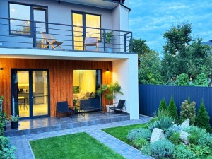 Січеславська, 24 (г. Ивано-Франковск) - Продається таунхаус, 260000 $ - АФНУ